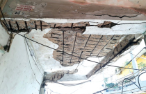 Chung cư cũ... đụng trần chính sách