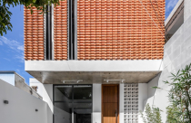 Biến nhà kho cũ thành nhà phố 2 mặt tiền ấn tượng tại Phan Thiết