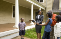 Kinh tế suy thoái ảnh hưởng tiêu cực đến thị trường nhà ở tại Mỹ trong vài năm tới