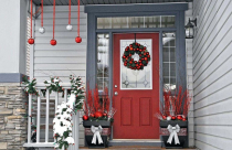 Ý tưởng trang trí mặt tiền ngôi nhà đón Noel năm 2020