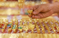 Điểm tin sáng: Dịch bệnh lan rộng, vàng tăng trở lại