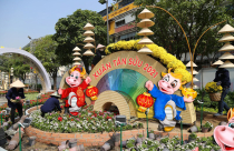 Mẫu trang trí tiểu cảnh ngày tết 2021