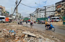 Thu hồi thêm đất hai bên đường làm dự án: Không được mua giá thị trường, TP.HCM làm gì để dân không bị ép giá?