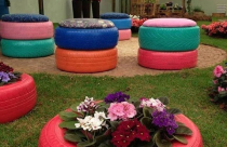 Tận dụng lốp xe cũ trang trí cho nhà đẹp