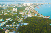 'Lên đời' cho 5 huyện tại TP.HCM: Phải cân nhắc thận trọng!