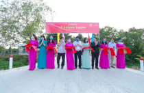 Khánh thành cầu trường Tiểu học và THCS Bình Đức (Bến Lức) do Tập đoàn Thắng Lợi tài trợ