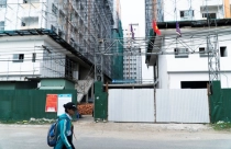 Bất động sản 24h: Có tiền tỷ vẫn khó mua nhà?