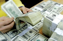 Điểm tin sáng: USD tăng cao, vàng giảm về đáy