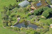 Ít tiền về quê mua đất, tưởng không lời ai ngờ lời không tưởng