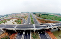 Đẩy nhanh giải ngân 250 nghìn tỷ vốn đầu tư công còn lại năm 2021, dự án bất động sản nào sẽ được hưởng lợi?