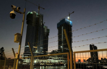 Trung Quốc cam kết giải quyết rủi ro trên thị trường bất động sản