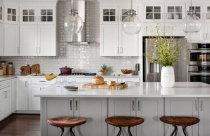 10 căn bếp đầy phong cách với hệ thống đèn chiếu sáng thông minh