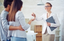 Giá trị thị trường dịch vụ môi giới bất động sản tăng trưởng 10% trong năm 2022