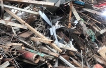 Sắt thép phế liệu vẫn tính thuế VAT mức 10%