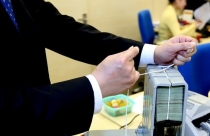 Sacombank tạm dừng cho vay bất động sản