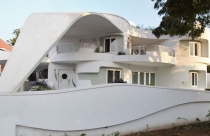 Mãn nhãn với ngôi nhà ngập tràn đường cong ở Ấn Độ