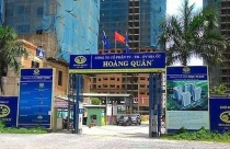 Công ty hủy họp đại hội, cổ đông lớn Địa ốc Hoàng Quân bất ngờ bán ra hơn 10 triệu cổ phiếu