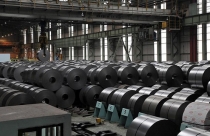 Giá thép cuộn cán nóng HRC của Trung Quốc tiếp tục giảm mạnh tại Việt Nam