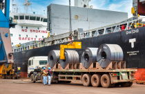 Việt Nam xuất khẩu 6.800 tấn thép cuộn cán nóng HRC sang Mỹ