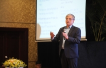 Bơm tiền phục hồi kinh tế đừng nhỏ giọt, đợi “gục” rồi mới bơm tiếp