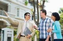 Mua nhà lần đầu, có nên tìm đến môi giới?