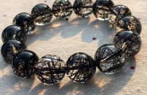 Ý nghĩa phong thủy của thạch anh tóc đen