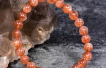 Tác dụng và ý nghĩa phong thủy của đá mặt trời Sunstone cam