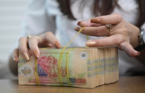 Sẽ phân bổ tiếp “room” tín dụng trong 1-2 ngày tới