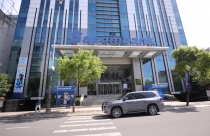 Gấp rút thu hồi nợ, Sacombank giảm giá mạnh nhiều bất động sản trăm tỷ ở TPHCM