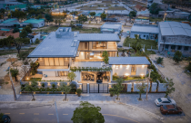 Biệt thự 1.000m2 hiện đại sang trọng có thác nước bên trong tại Quảng Nam