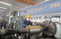 Kinh doanh có lãi, lợi nhuận Ống thép Việt Đức vẫn “trôi” về đáy 4 năm