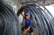 Sắt thép quay trở lại đường đua tăng giá