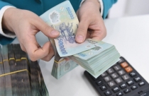 Dự báo lãi suất tiền gửi 12 tháng bình quân giảm về 7,0% cuối 2023