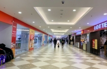 Bất chấp làn sóng trả mặt bằng, giá thuê mặt bằng bán lẻ Hà Nội vẫn tăng gần 35%