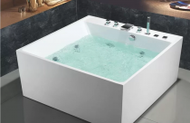 Mẫu bồn tắm vuông đẹp ấn tượng nhất năm 2023