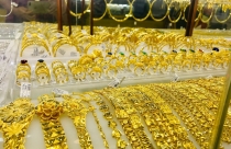 Giá vàng hôm nay 9-5: Vàng, USD đều tăng