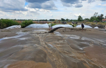 Bộ GTVT thông tin về việc dùng cát biển làm đường giao thông, ấn định thời gian thí điểm hiện trường