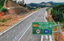 Tạm dừng lưu thông cao tốc Bắc - Nam từ nút giao Nghi Sơn đến nút giao Quỳnh Vinh trong 2 ngày