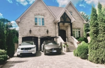 Theo gia đình định cư Canada từ năm 15 tuổi, sau 20 năm 8X tự hào “khoe” thành quả khiến ai cùng phải trầm trồ