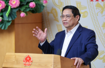 Thủ tướng: Lúc khó khăn, doanh nghiệp bất động sản vẫn muốn giữ giá bán như cũ, đòi hỏi "một chiều" thì đã có trách nhiệm chung chưa?