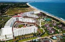 Một ngân hàng rao bán 90 căn hộ tại Hội An