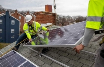 Pin năng lượng mặt trời Việt Nam gặp khó tại thị trường Mỹ