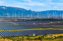 Thủ tướng yêu cầu cầu gỡ khó cho 154 dự án điện năng lượng tái tạo trước 31/1/2025