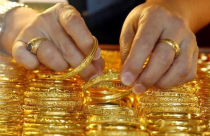Giá vàng hôm nay 14-12: Vàng trong nước giảm mạnh