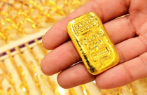Giá vàng hôm nay 21-3: Hạ nhiệt nhưng vẫn neo ở mức rất cao