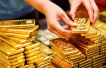 Giá vàng hôm nay 23-4: Vàng thế giới hạ nhiệt, vàng trong nước tiếp tục tăng mạnh