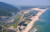 Phú Yên trao quyết định đầu tư 2 khu công nghiệp gần 744ha