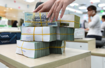 Loạt ngân hàng tăng mạnh lãi suất tiết kiệm