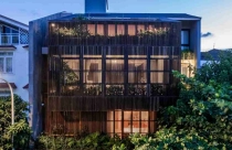 Nhà 4 tầng Bình Thạnh như hộp đen biết thở