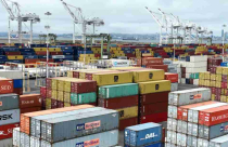 Ai là người thực sự trả thuế quan của Mỹ và số tiền đó đi đâu?